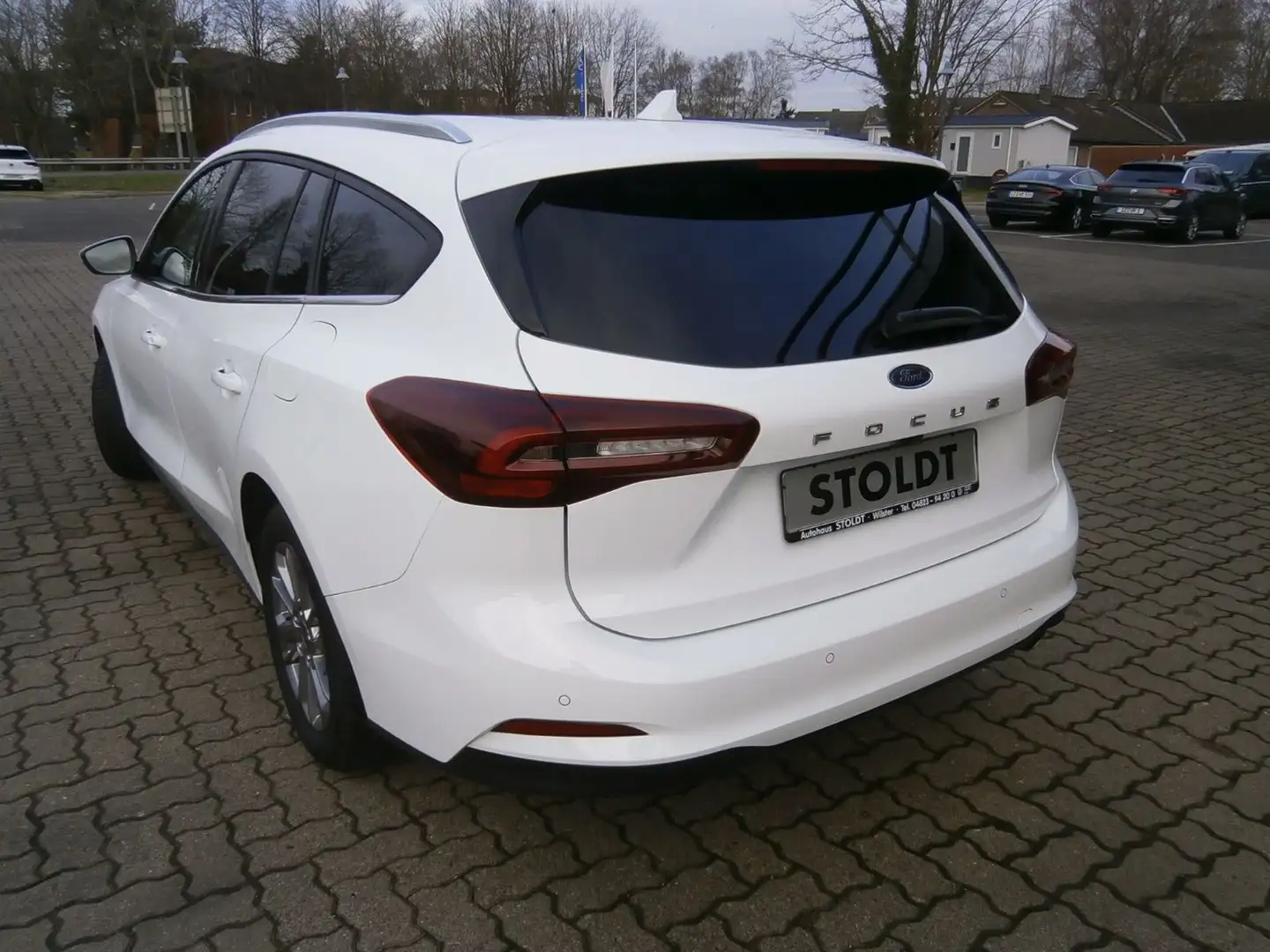 Ford Focus Turnier 1.0 EcoBoost Titanium Weiß - 2