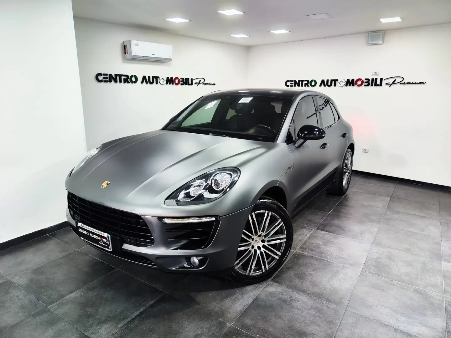 Porsche Macan 3.0 S Diesel 250cv Vernice Opaca Bianco - 1