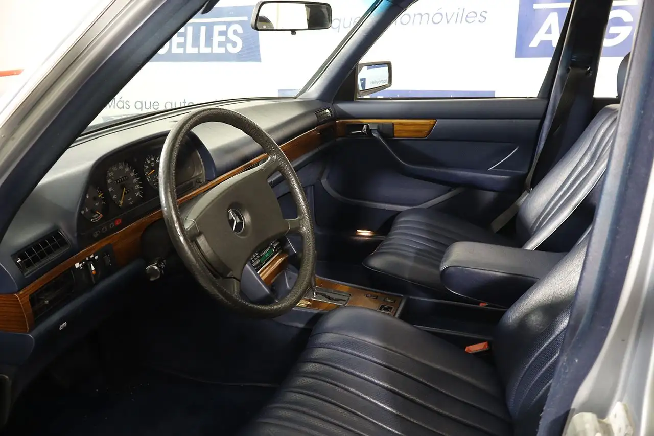 Mercedes-Benz S 280, foto 11