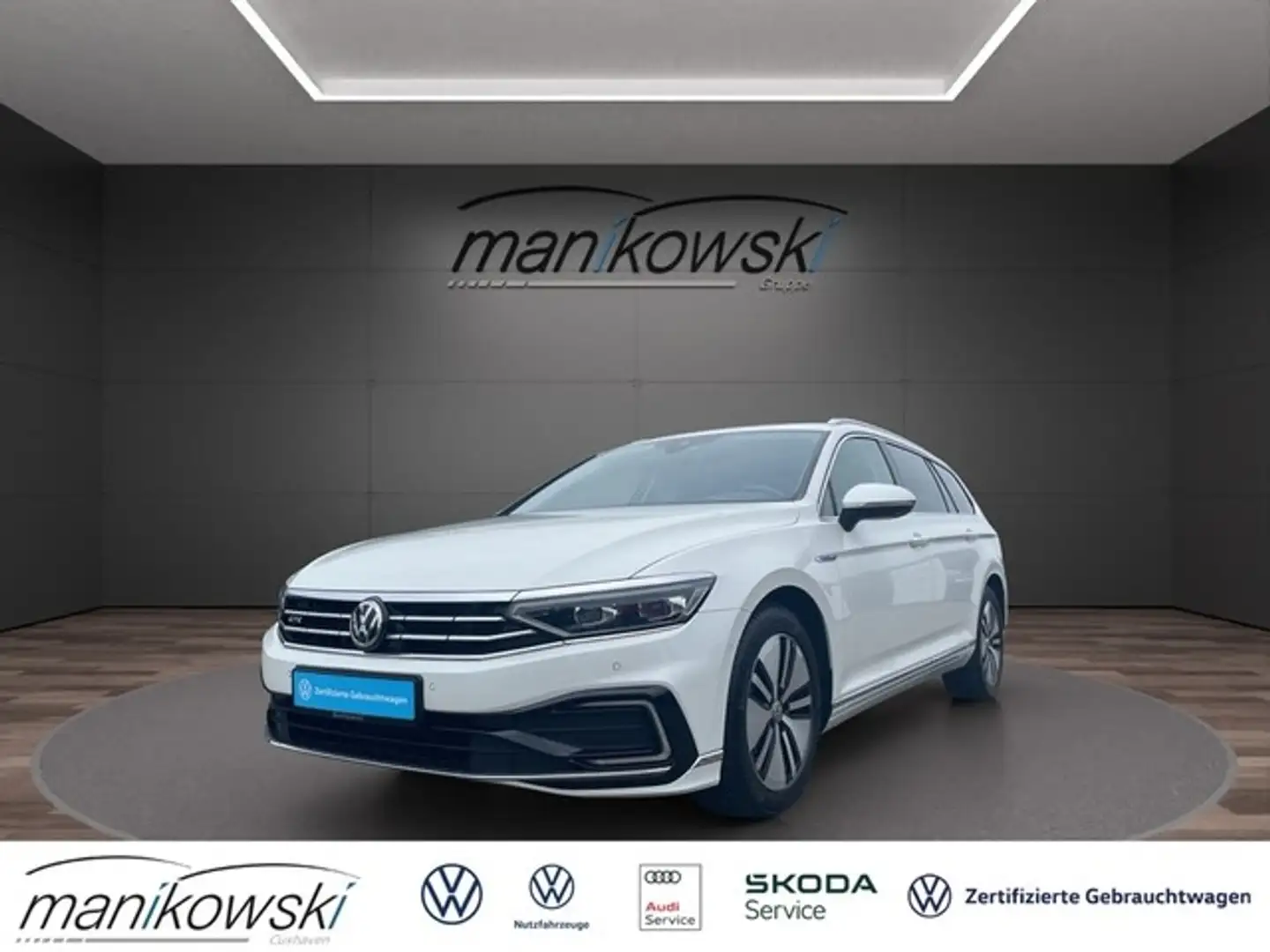 Volkswagen Passat Variant GTE DSG *R-Line*AHK+PanoD+HUD+RFK+Keyless+Navi+BT+ Weiß - 1