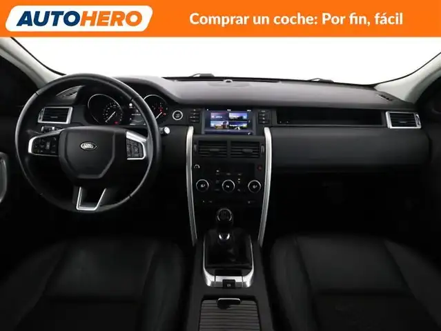 Land Rover Discovery Sport view 13