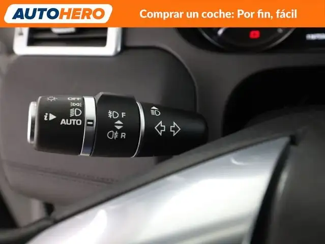 Land Rover Discovery Sport view 27