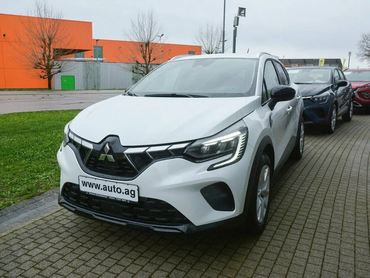 Mitsubishi ASX PLUS M/T SHZ*KLIMAAUT.*PARKEN Blanco - 2
