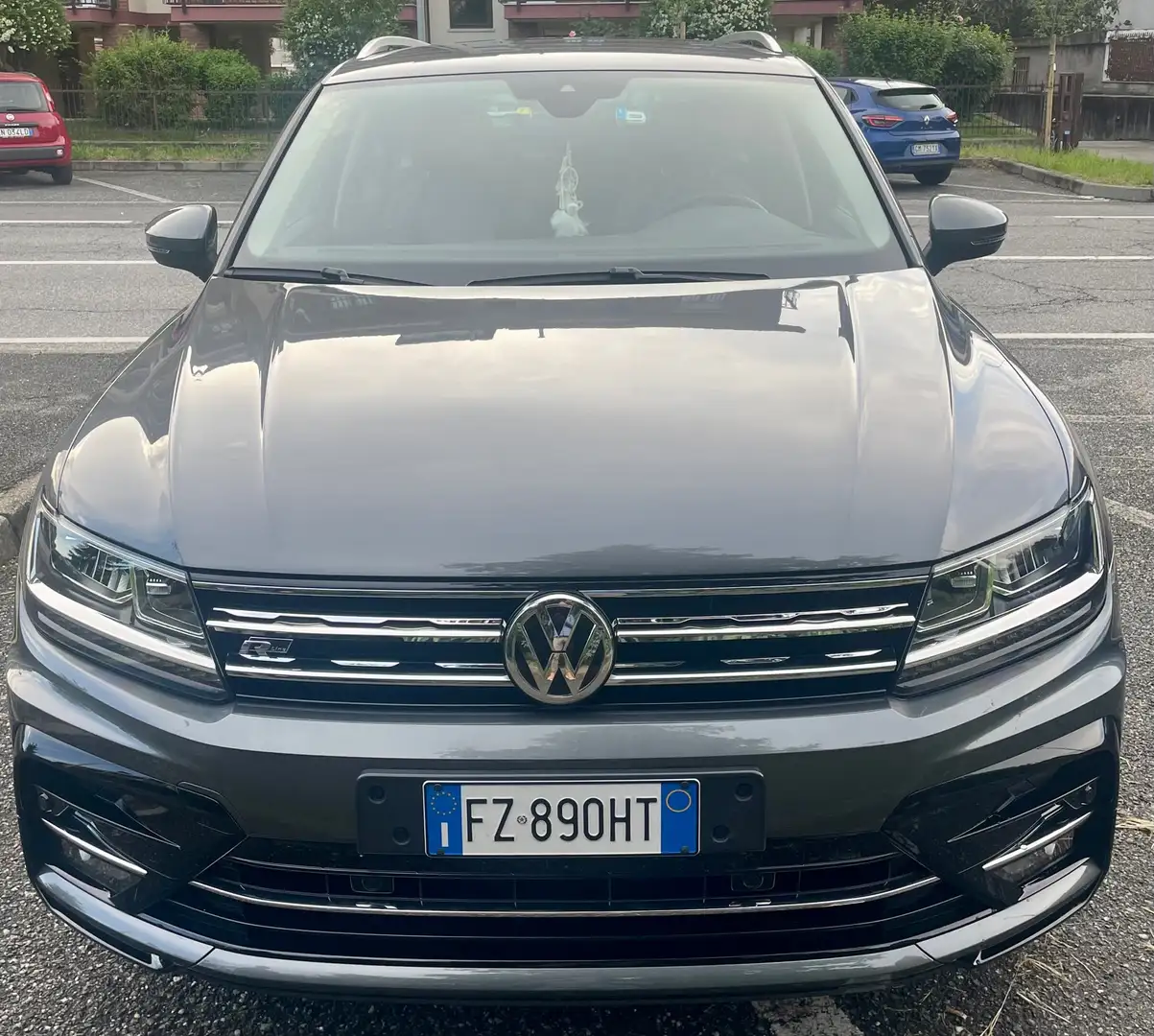 Volkswagen Tiguan 1.5 tsi R-LINE - soli 19.000 KM - STUPENDA !!! - 2