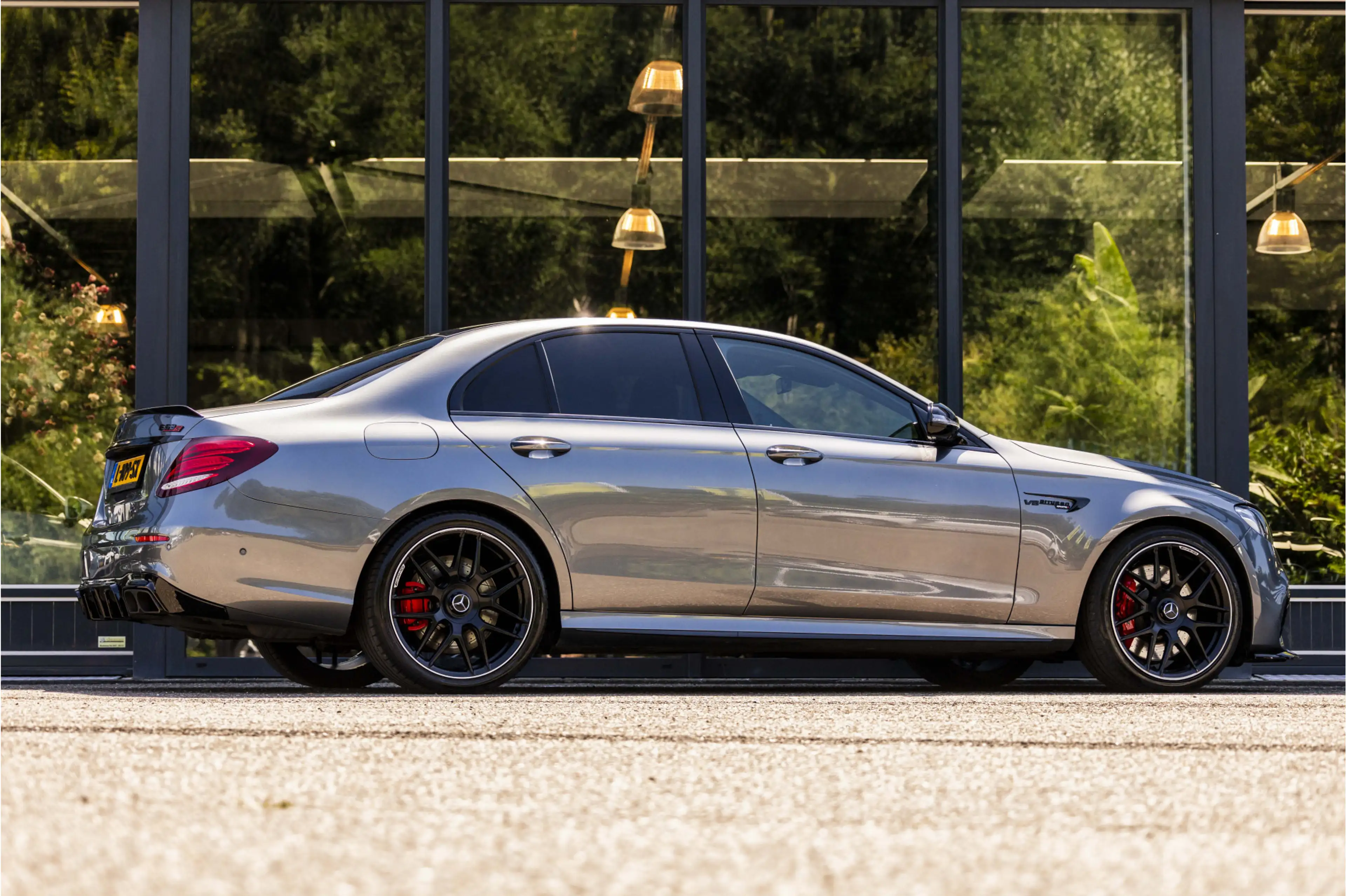 Mercedes-Benz E 63 AMG S 4MATIC Premium Plus Wordt verwacht! — photo 2
