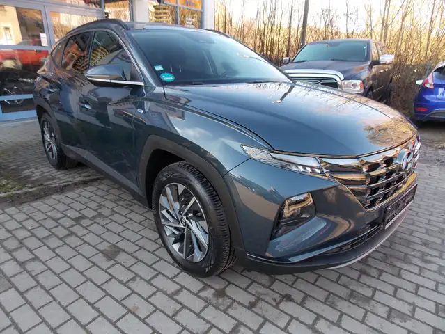 Hyundai iX35 LED Licht"NAVI"Sitzheizung"AHK