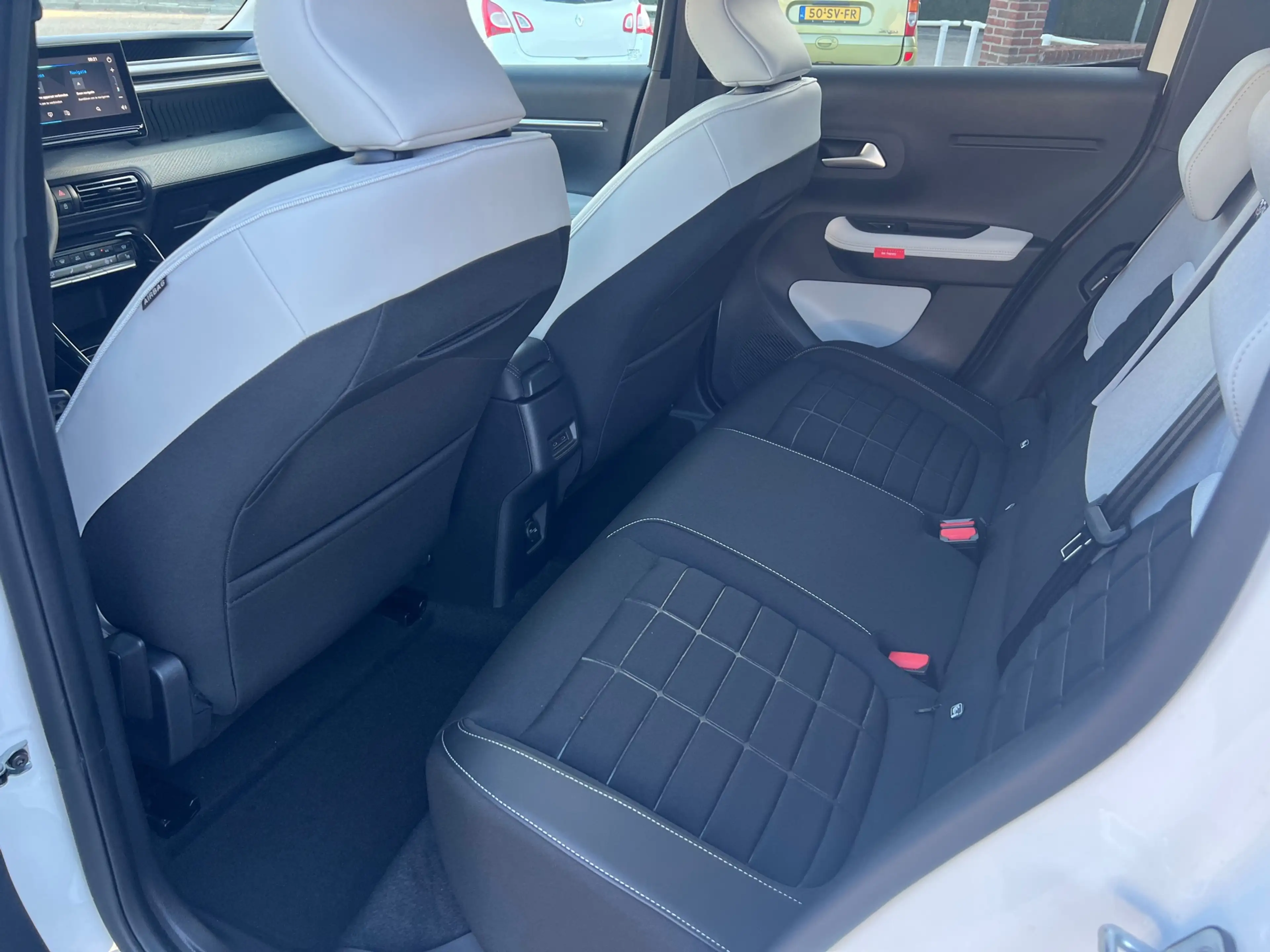 Citroen E-C3 MAX 113pk Comfort Range 44 kWh Camera-Stoelverwarm — photo 10