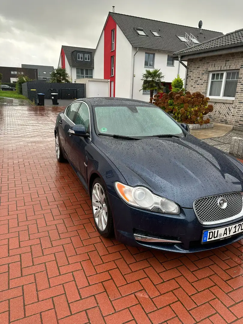 Jaguar XF 2.7 V6 Diesel Premium Luxury Синій - 2