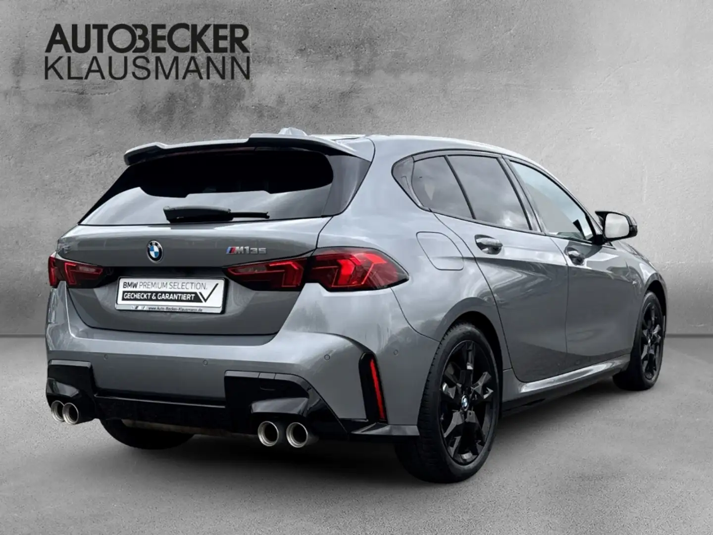 BMW 135 xDrive HATCH F70 AUTOMATIK LC PROF HuD LED 360°PDC Grau - 2