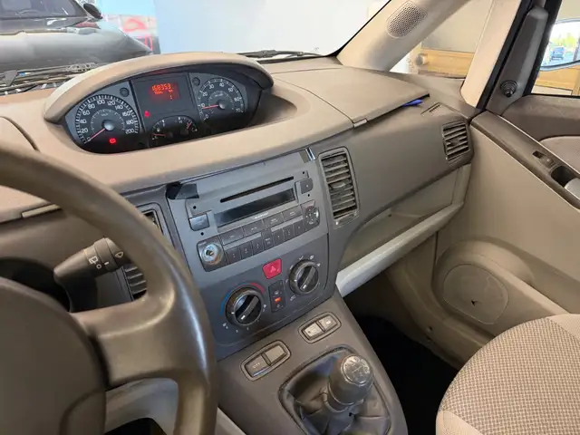 Fiat Idea view 5