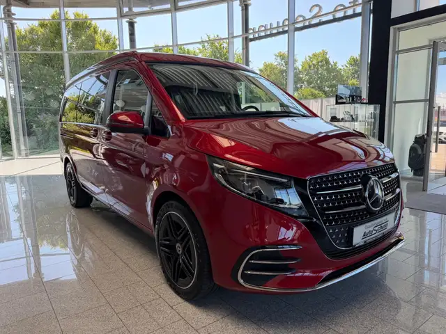 Mercedes-Benz V-Class view 3