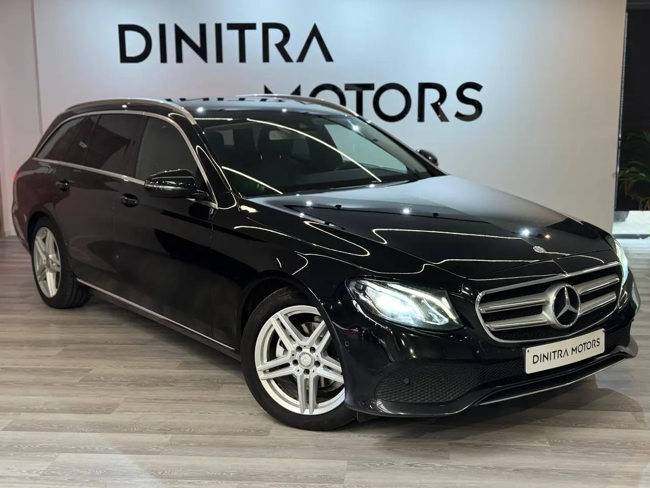 Mercedes-Benz E 220