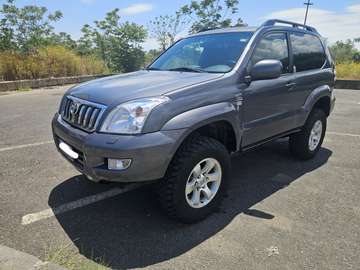 kdj125 3p 3.0 d-4d Executive auto my05