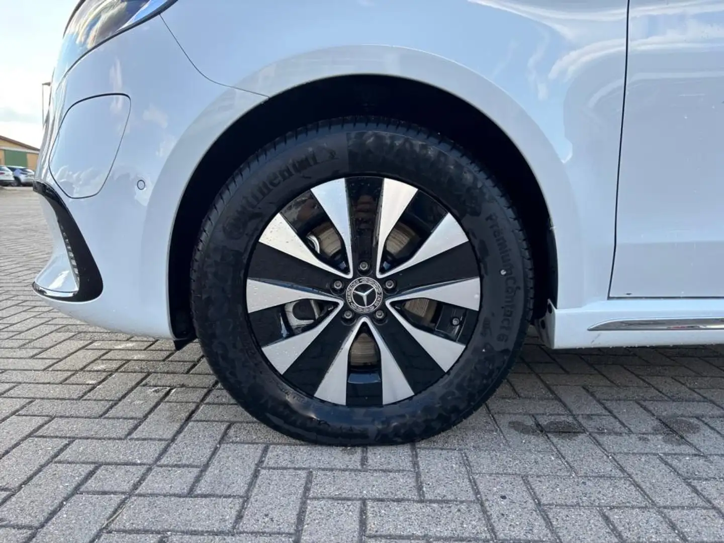 Mercedes-Benz EQV 300 AVANTGARDE LED+PANO+5 JAHRE GARANTIE Blanc - 2