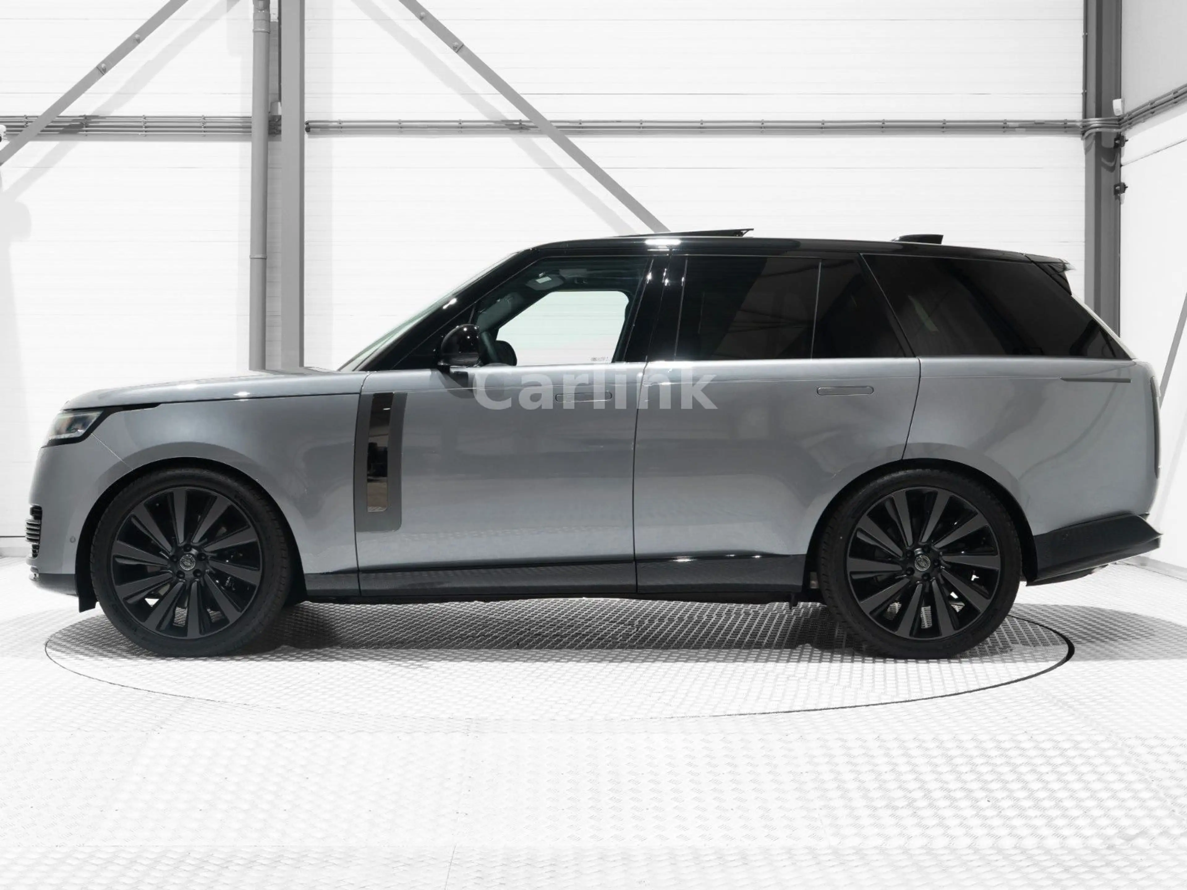 Land Rover Range Rover P615 V8 SV - INTREPID - 23" - EIGER — photo 2