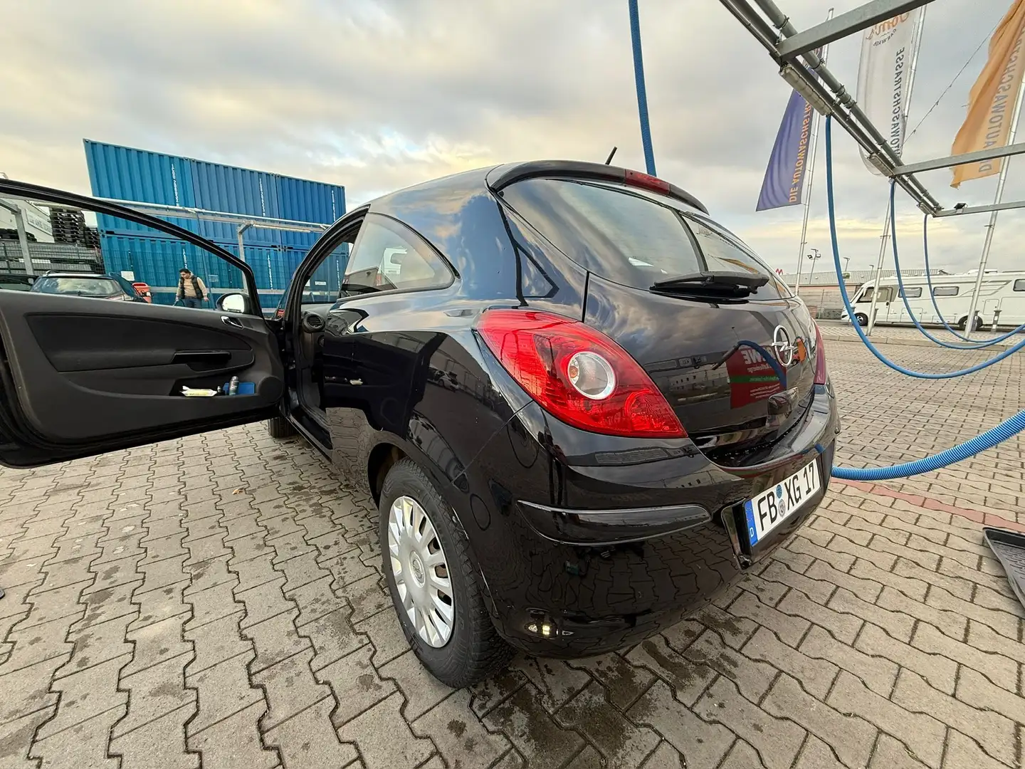 Opel Corsa Corsa 1.0 12V Edition Schwarz - 2