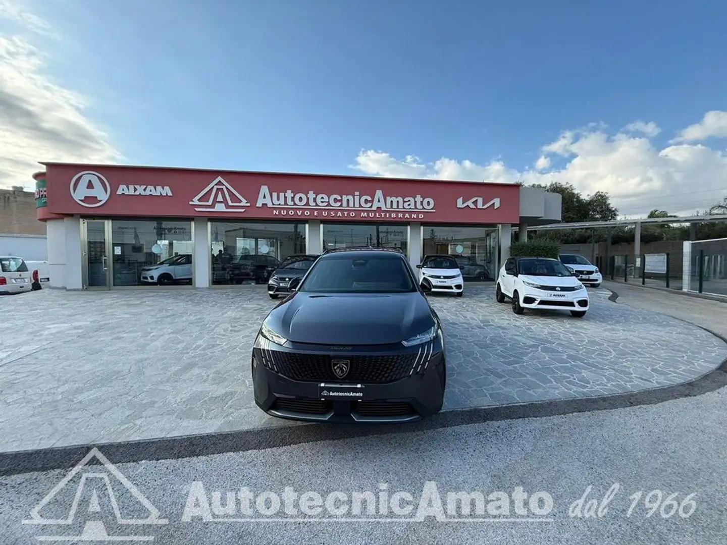 Peugeot 5008 Plug-in Hybrid 195 e-DCS7 Allure Nero - 2