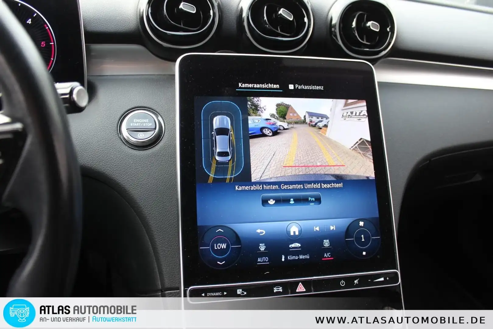 Mercedes-Benz C 220 d Autom. =LED =Distronic=Ambiente Schwarz - 2