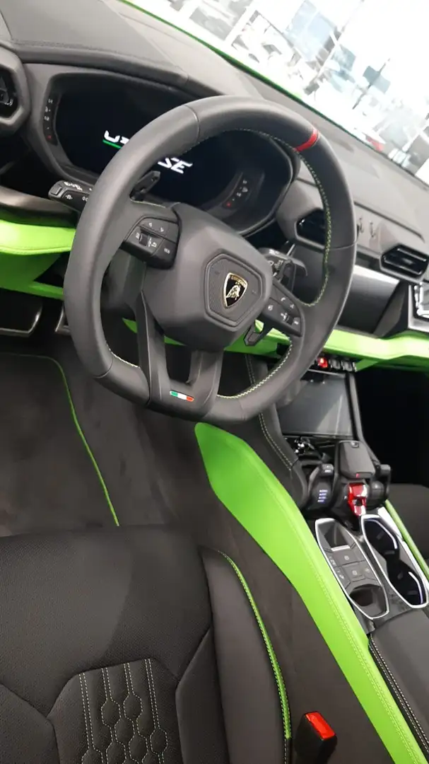 Lamborghini Urus 4.0 V8 phev SE auto - 2