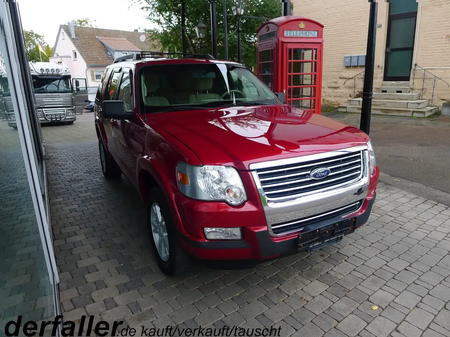 Ford Explorer XLT V8 4x4 Rouge - 1