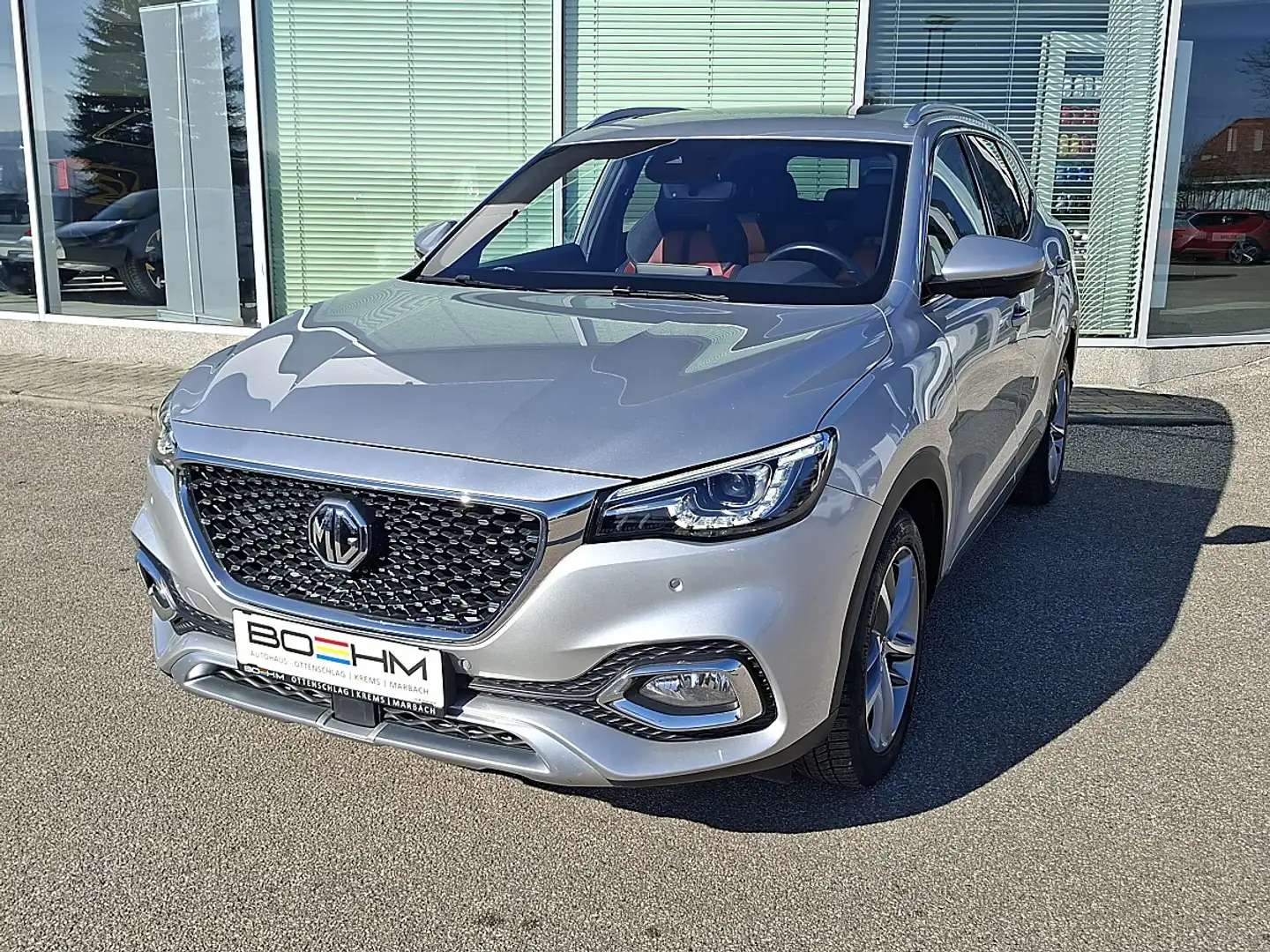 MG EHS 1,5T GDI PHEV Luxury Aut. Silber - 1
