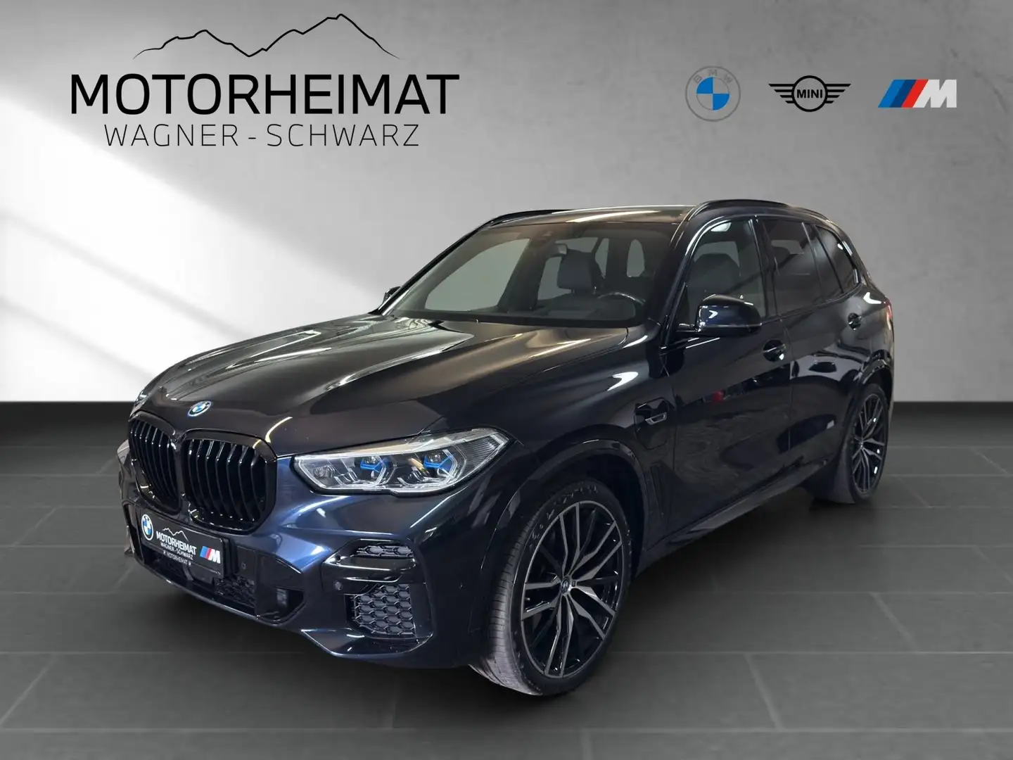 BMW X5 xDrive45e M Sport Aktivlenkung Pano 22" Laser Schwarz - 1