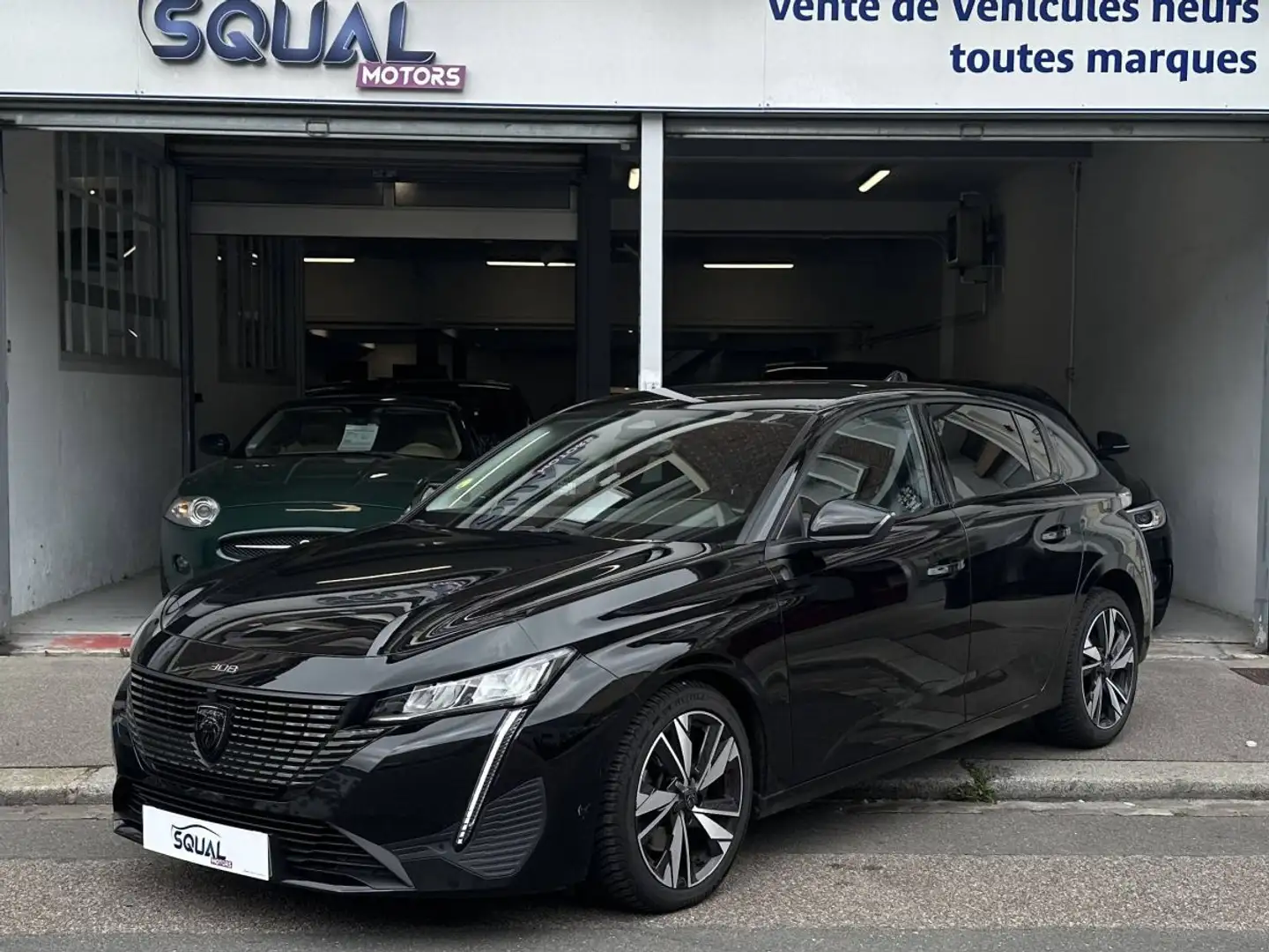 Peugeot 308 III 1.5 BlueHDi 130ch S&S Allure EAT8 Noir - 1