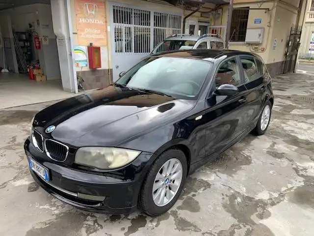 BMW 118 Serie 1 118d 5p 2.0 Eletta 143cv dpf
