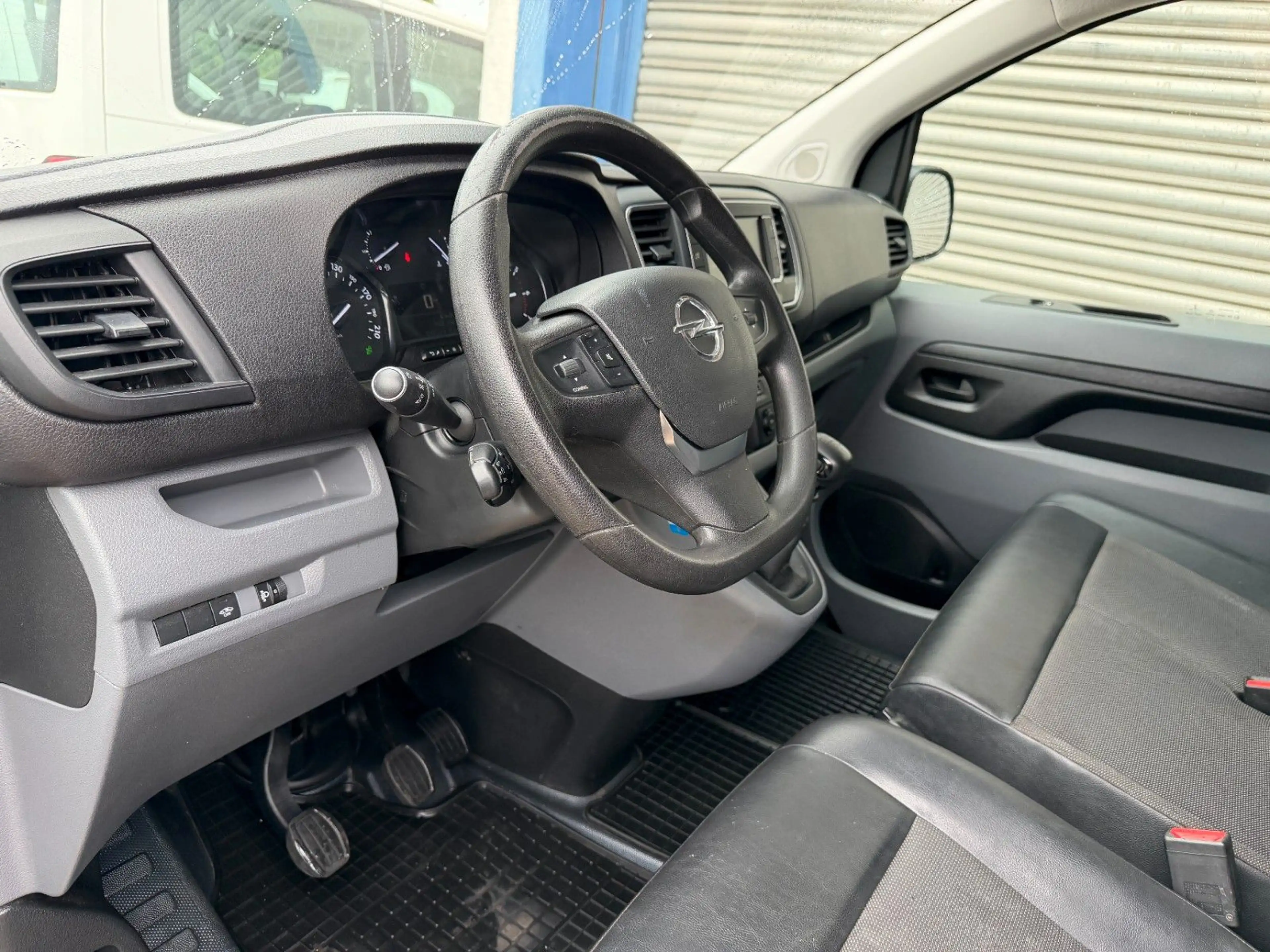Opel Vivaro Kasten Edition L *1x SORTIMO*KLIM*3-SITZ* — photo 15
