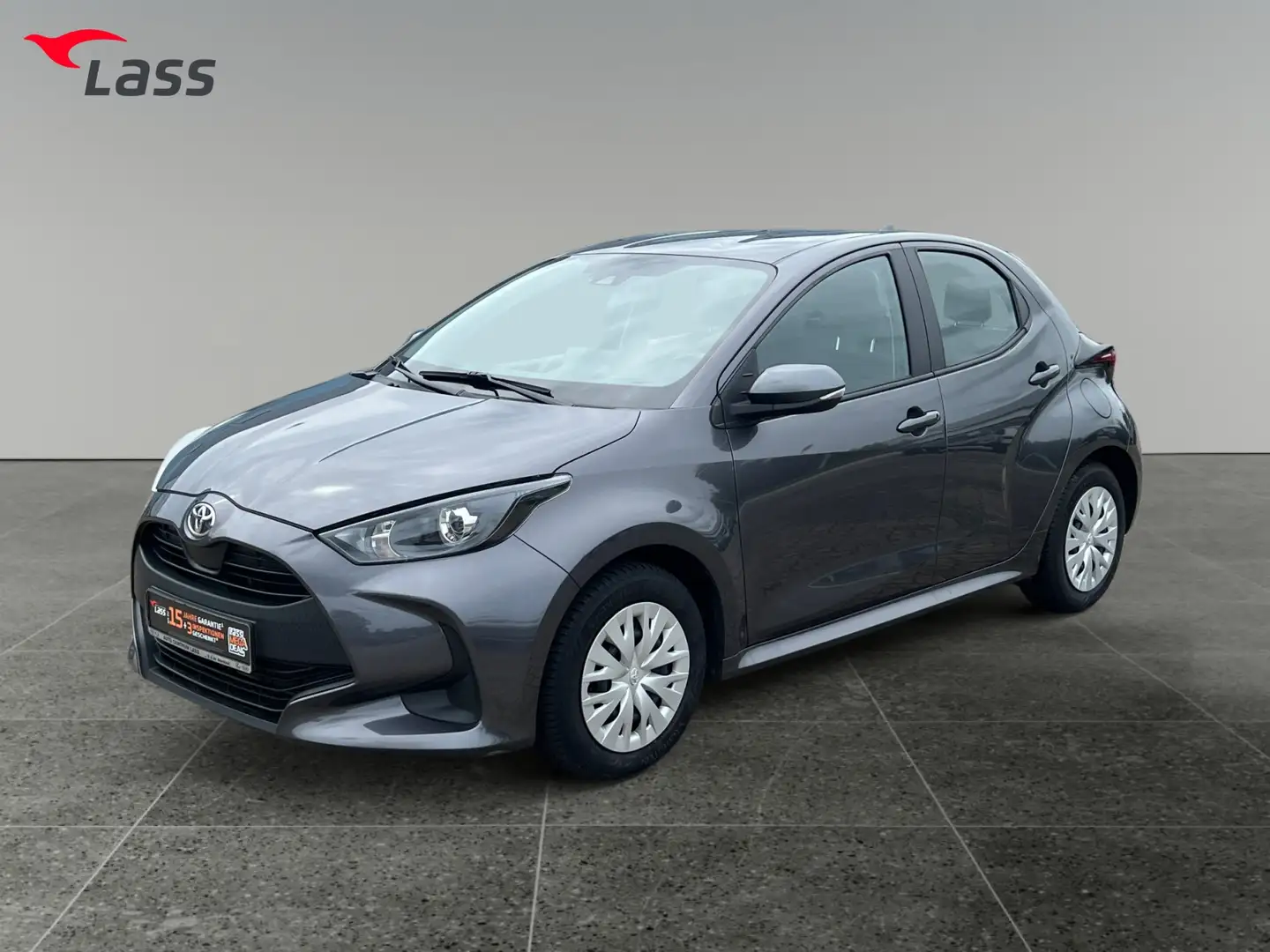 Toyota Yaris 1.0 Comfort Matrix ACC Fernlichtass. Kam. Gris - 2