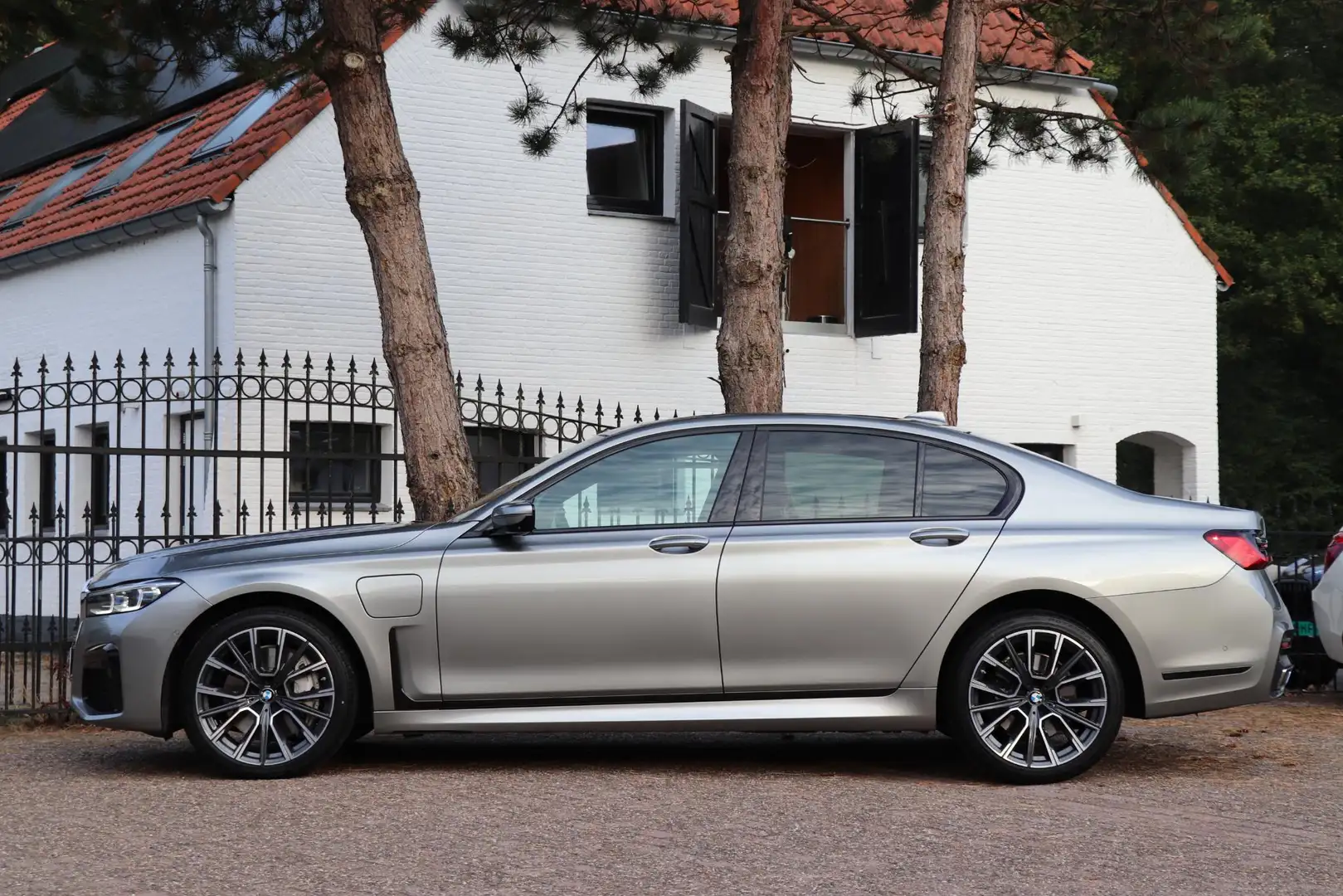 BMW 745 7-serie 745e High Executive |M-Sport |Individual Gris - 2