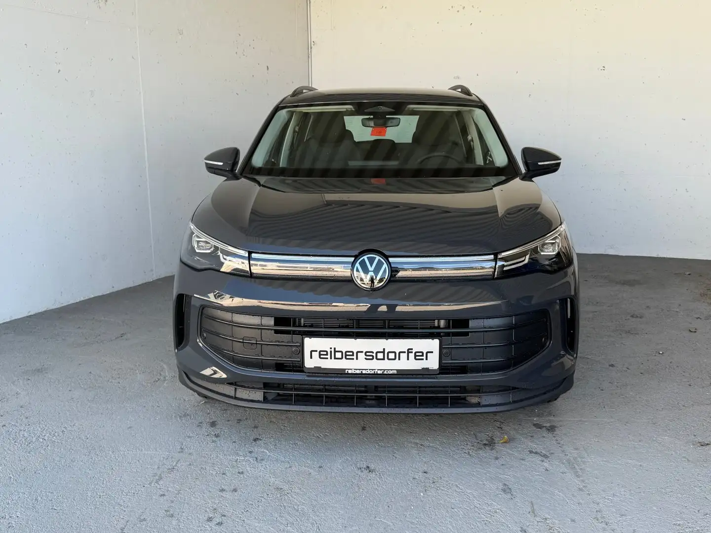 Volkswagen Tiguan 4Me TDI DSG Grau - 2