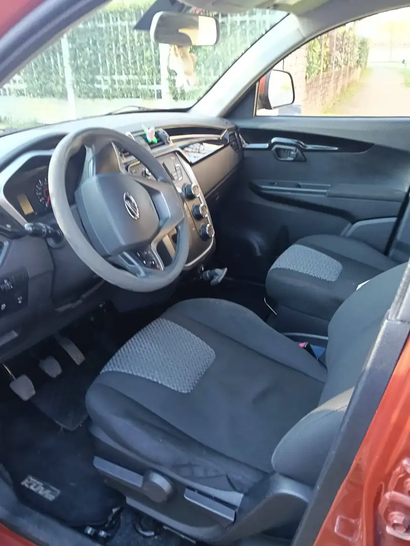 Mahindra KUV100 KUV100 - 2