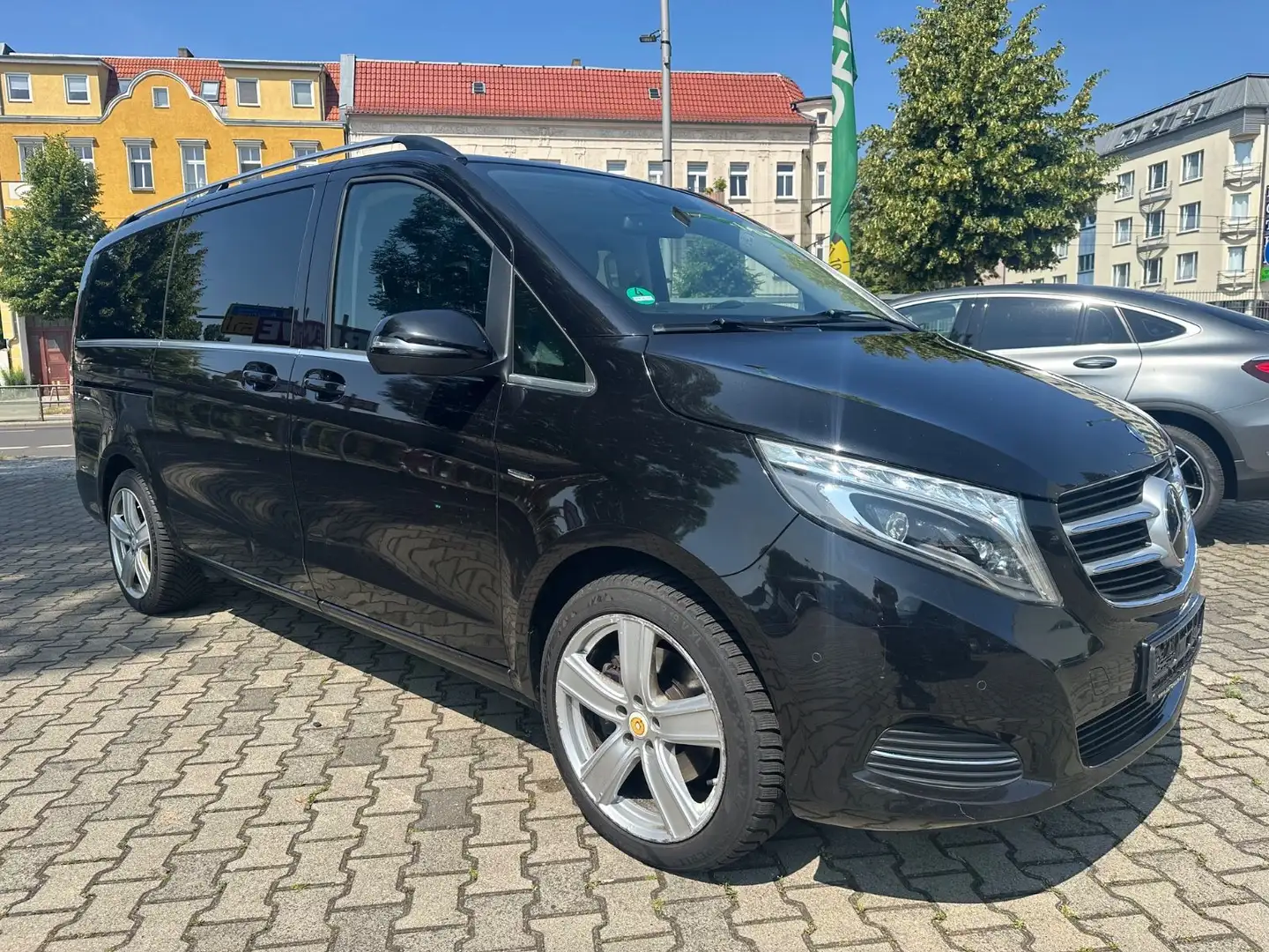 Mercedes-Benz V 250 Avantgarde / 8-SITZE/DISTRONIC /360°KAMERA Nero - 1