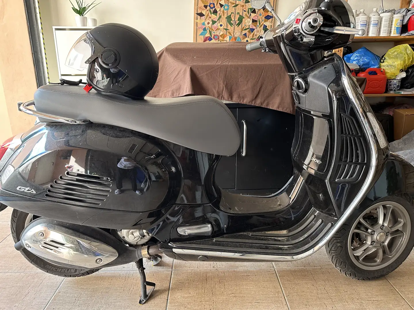 Vespa GTS 300 - 1