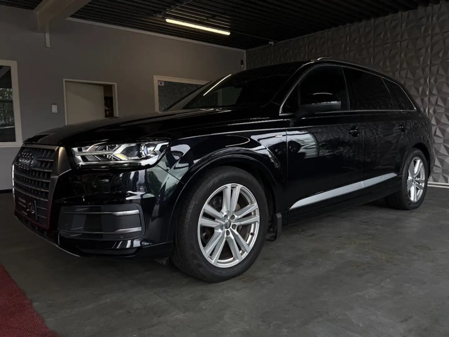 Audi Q7 3.0 TDI ultra quattro S-LINE*BOSE*VRT-COCKPIT Schwarz - 2