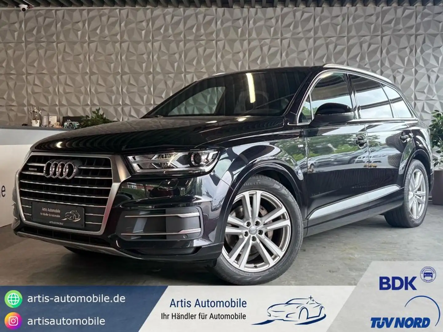 Audi Q7 3.0 TDI ultra quattro S-LINE*BOSE*VRT-COCKPIT Schwarz - 1