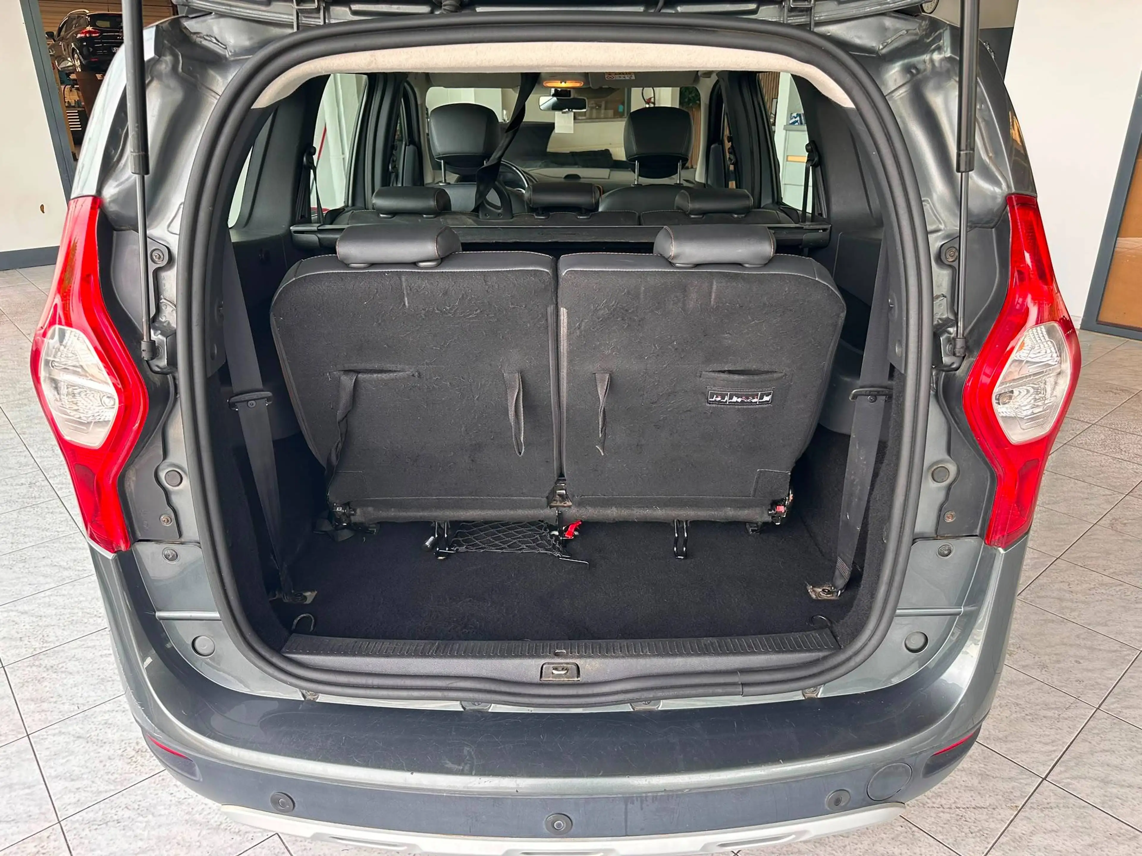Dacia Lodgy 🟩1.5 DIESEL STEPWAY 110CV - 7 PLACES - GPS - CRUISE - AIRCO- CAPTEUR ET CAMERA DE RECULE — photo 8
