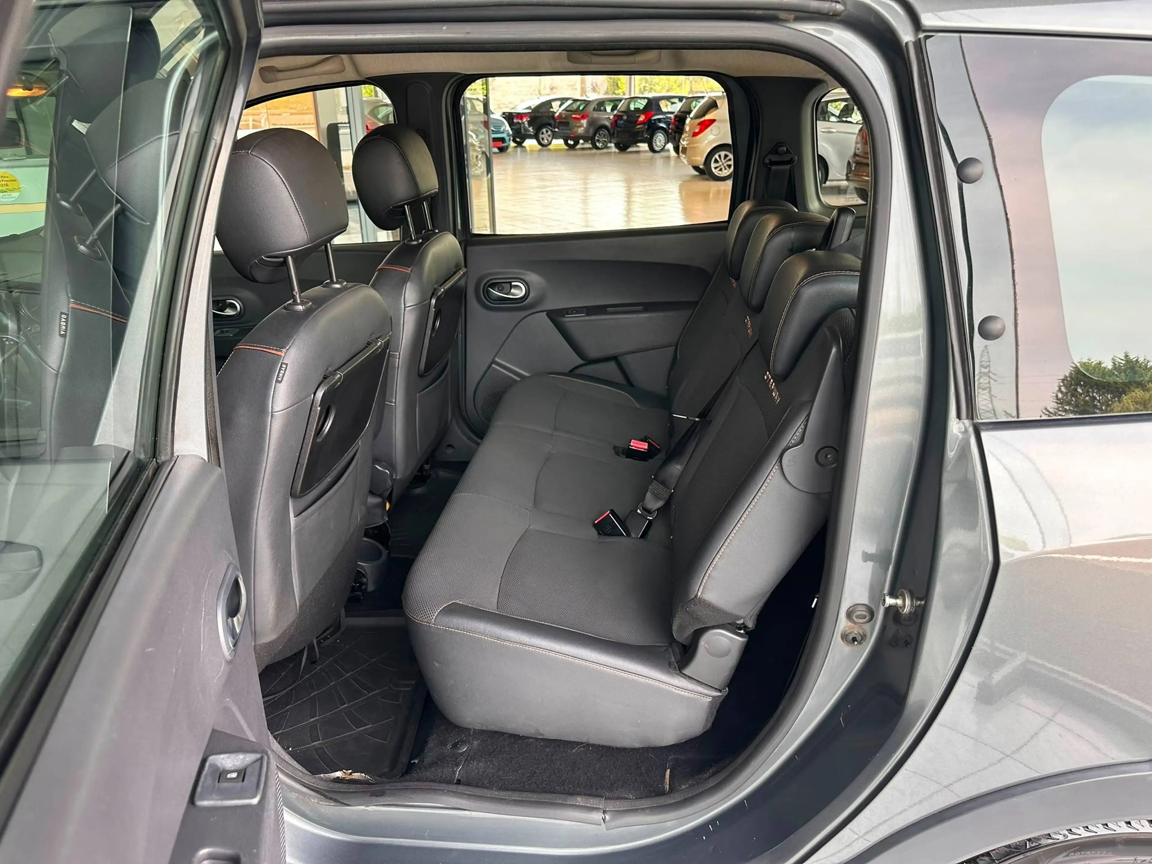 Dacia Lodgy 🟩1.5 DIESEL STEPWAY 110CV - 7 PLACES - GPS - CRUISE - AIRCO- CAPTEUR ET CAMERA DE RECULE — photo 7