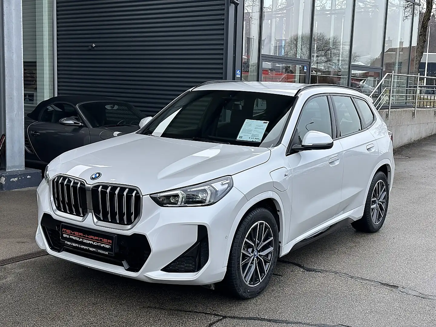 BMW X1 xDrive25e M-Paket Aut. Weiß - 1