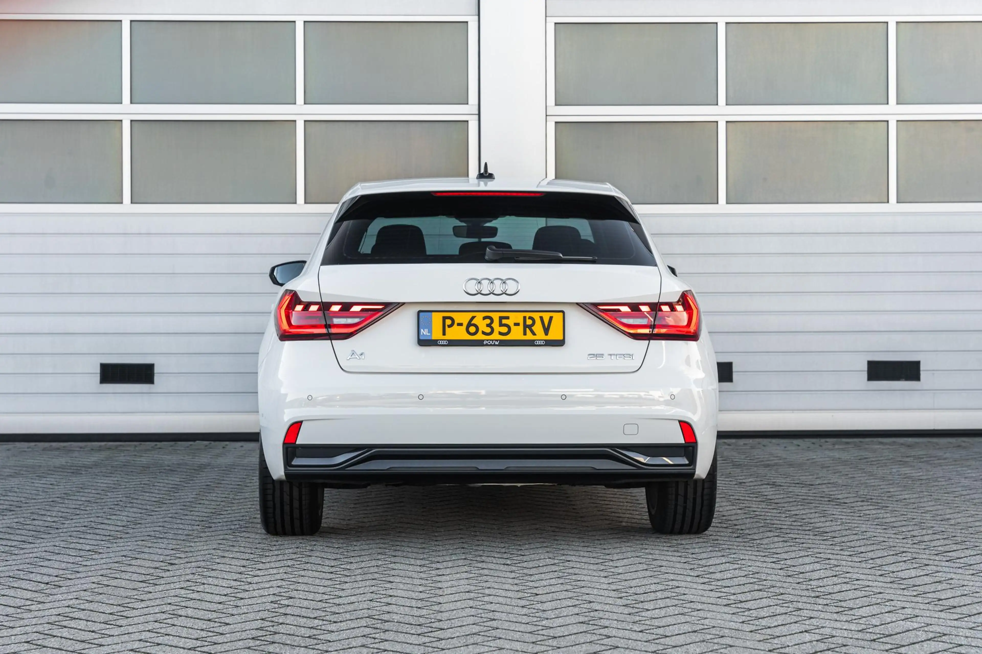 Audi A1 Sportback 25 TFSI 95pk Advanced edition | Parkeers — photo 12