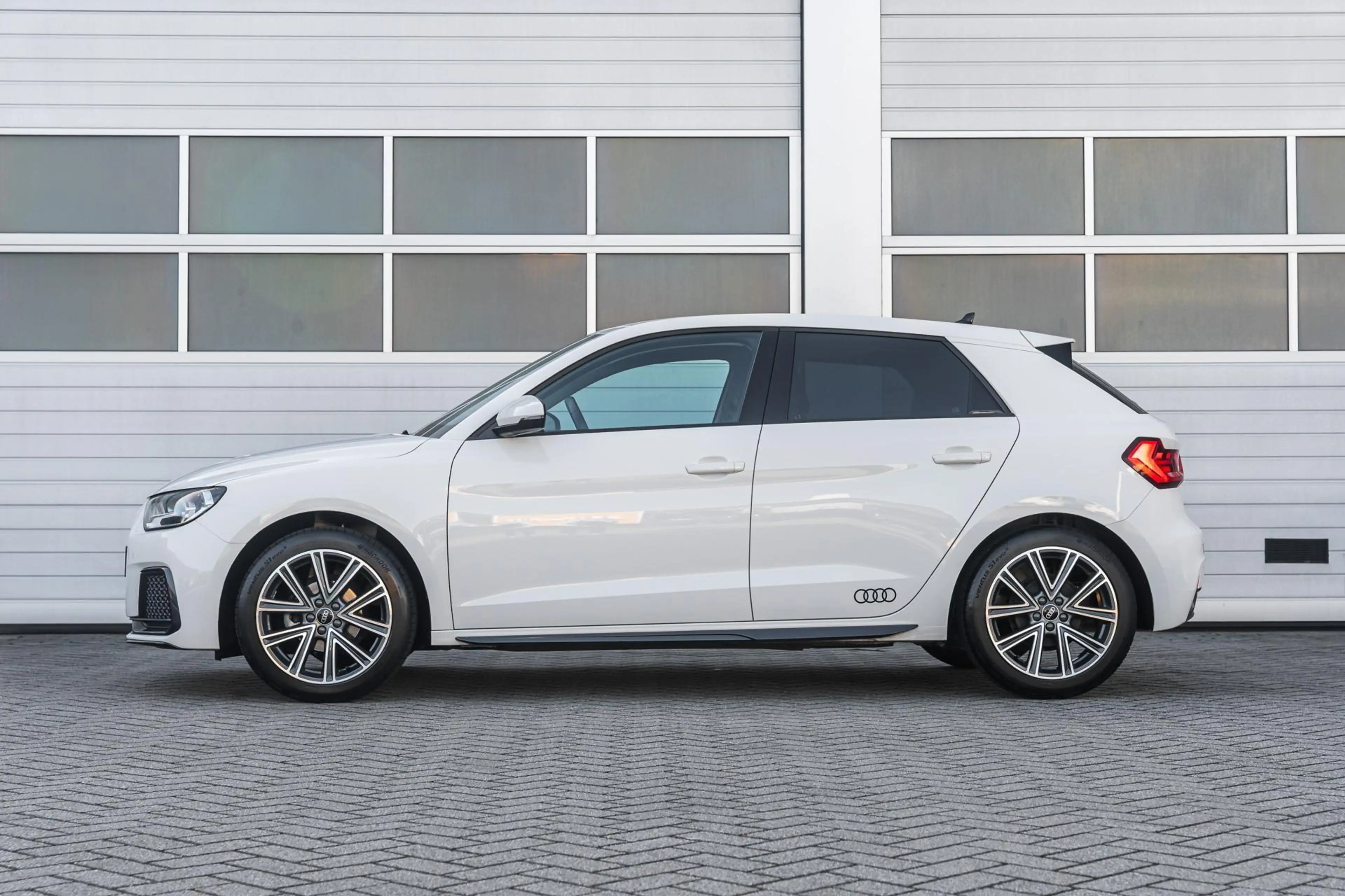 Audi A1 Sportback 25 TFSI 95pk Advanced edition | Parkeers — photo 14