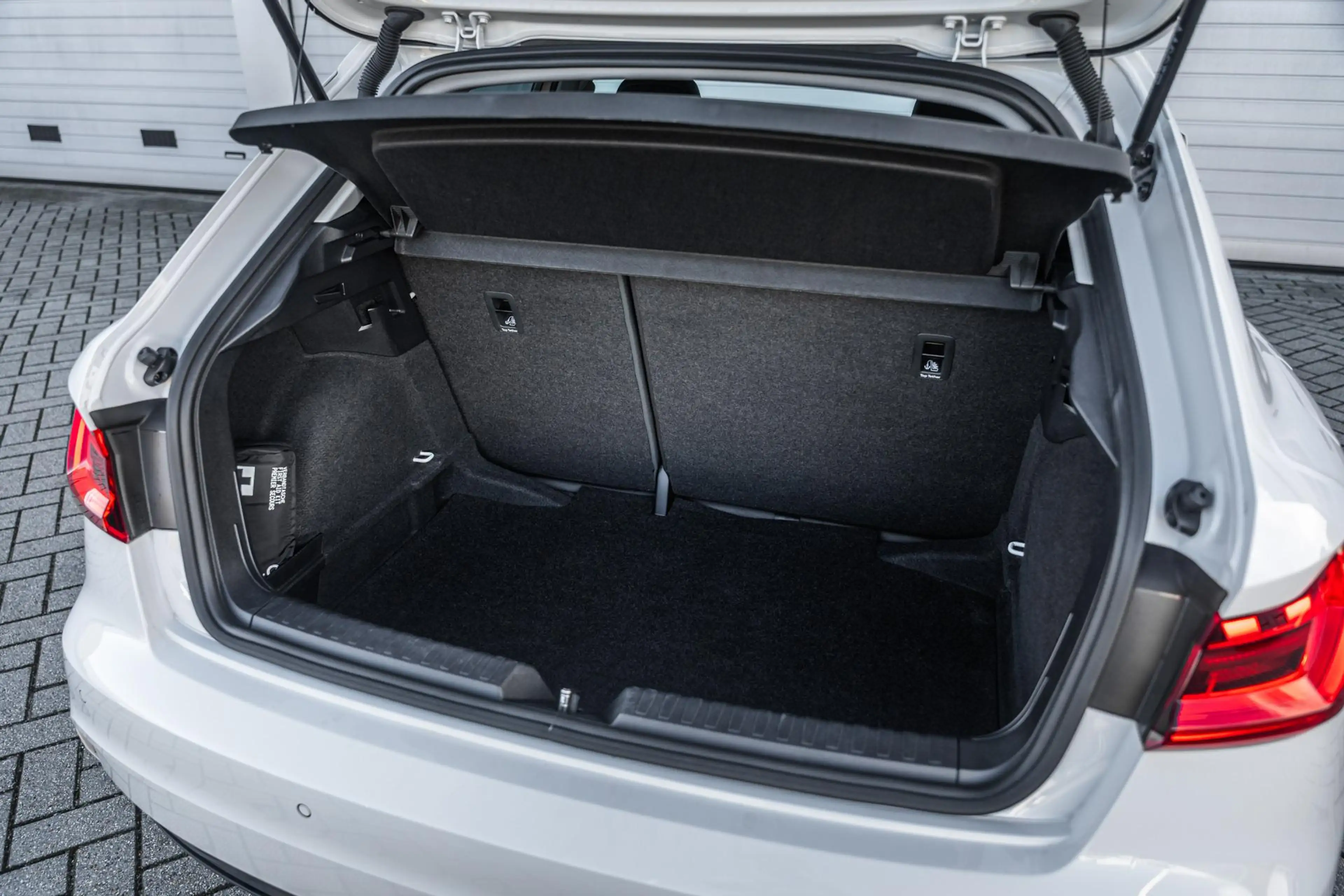 Audi A1 Sportback 25 TFSI 95pk Advanced edition | Parkeers — photo 13