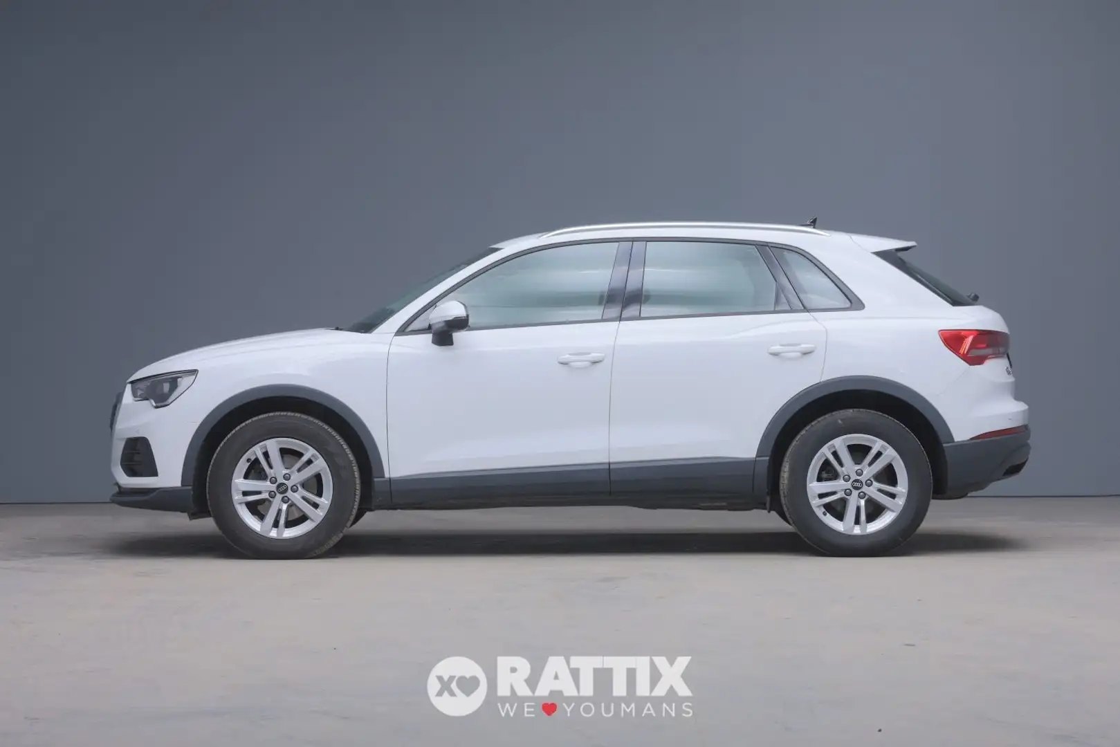 Audi Q3 35 2.0 TDI Business Quattro S-tronic Weiß - 2