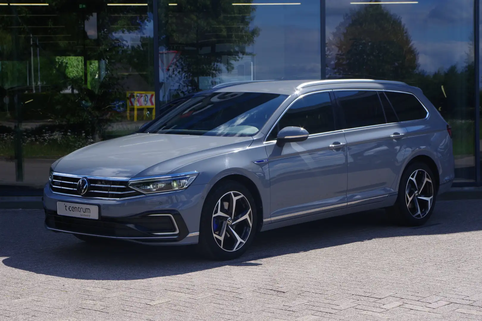 Volkswagen Passat Variant 1.4 TSI 218 PK GTE Business PHEV, Adap. Cruise Con Gris - 1