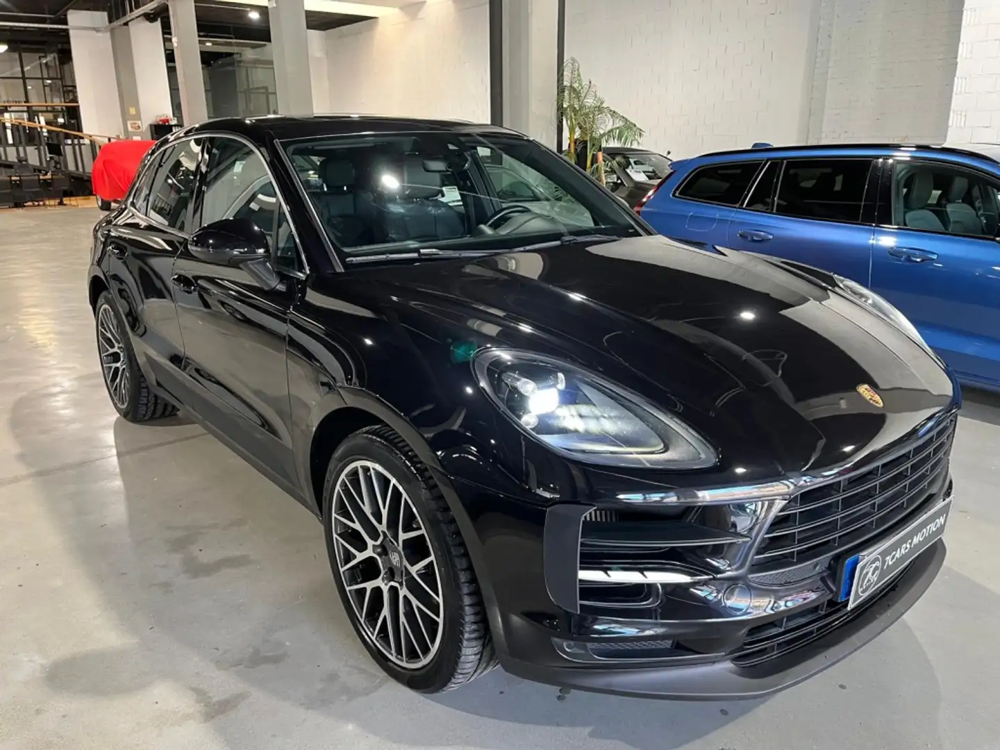 Porsche Macan S Aut. Schwarz - 2