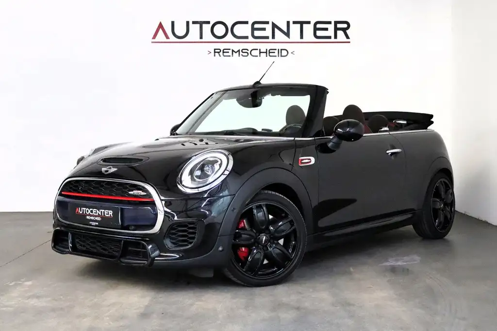 Mini John Cooper Works Cabrio 2017 из Европы — купить под ключ