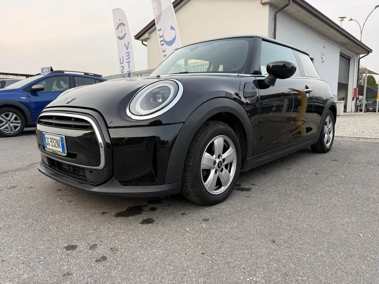 MINI One