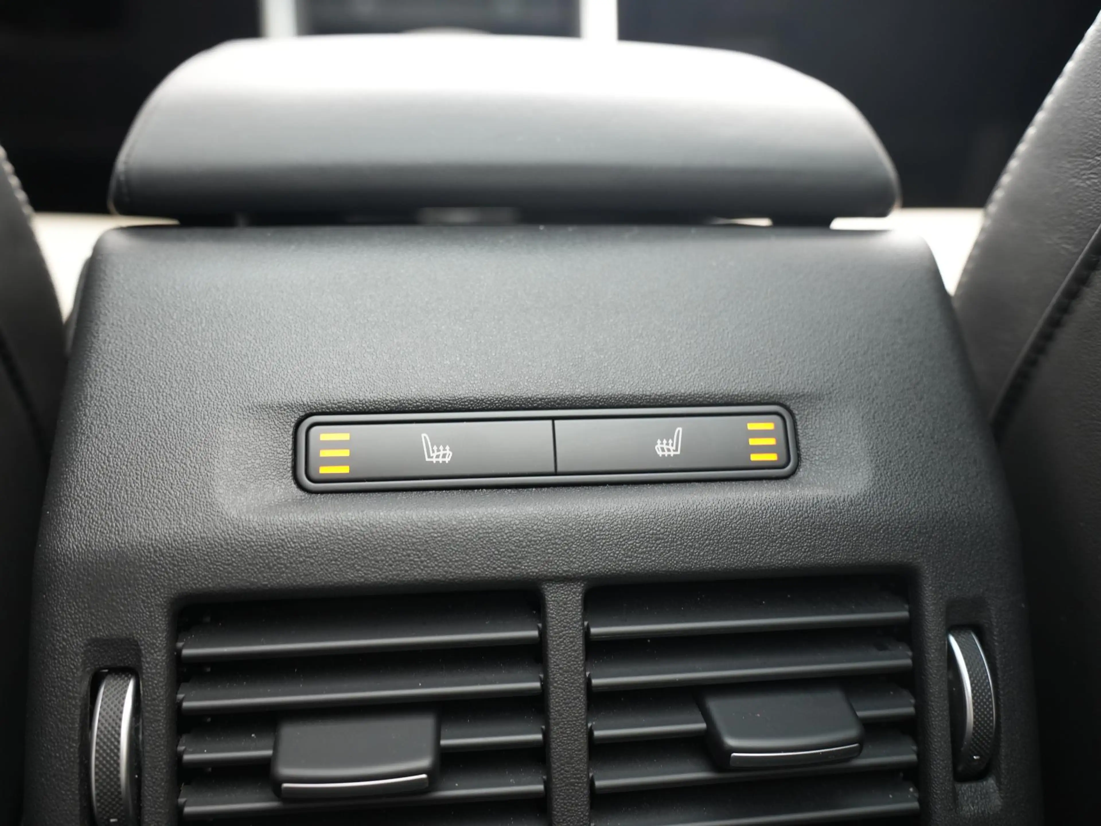 Land Rover Discovery Sport P300e PHEV Dynamic HSE | Technology Pack | Cold Cl — photo 37