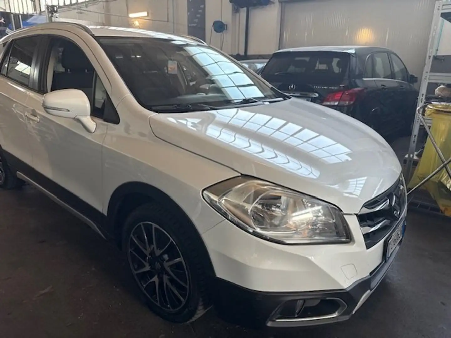 Suzuki SX4 S-Cross S-Cross 1.6 ddis Plus Bianco - 2